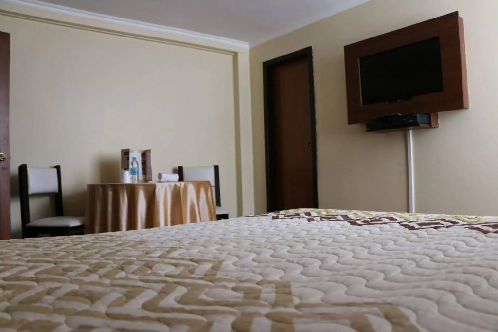 Hotel 6 De Diciembre