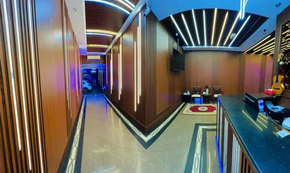 Al Ahrar Hotel