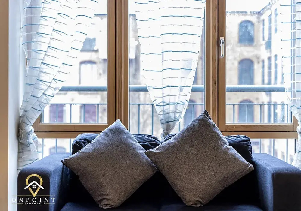2 Bedroom Apartment in Superb Location