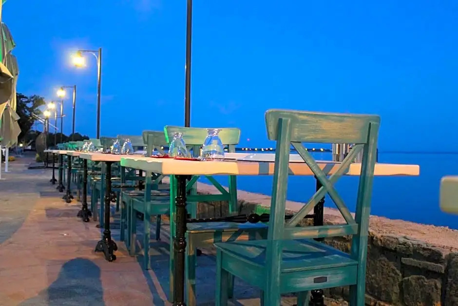 Assos Zeyti̇n Han Hotel Adults Only 12