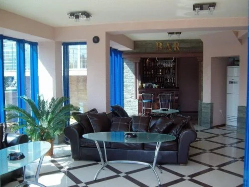 Twins Palace ApartHotel