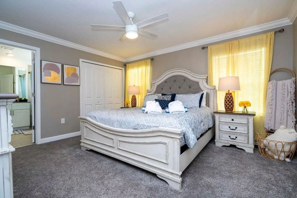Storey Lake 4BR Home w/ Themed Room & Pool