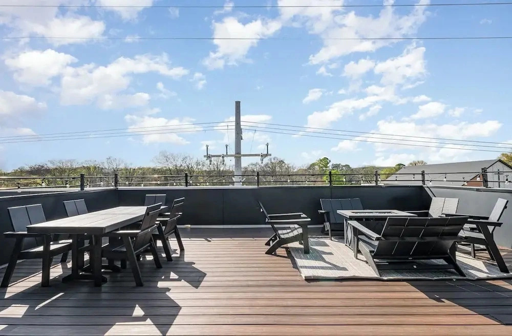 Gallatin Retreat-private Balcony-in East Nashville