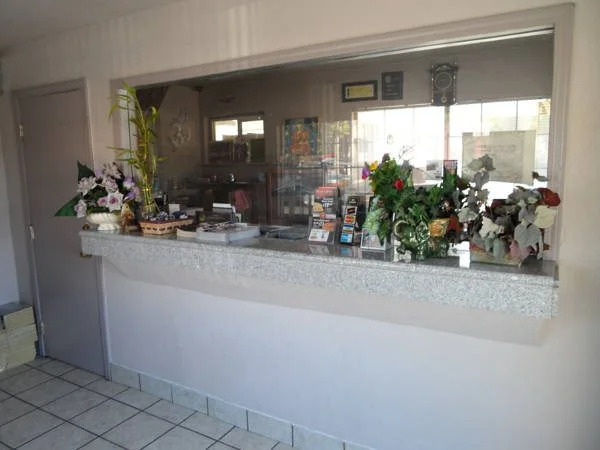 Economy Inn
