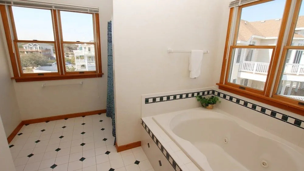 Corolla Del Mar 1211 - 5 Br Home