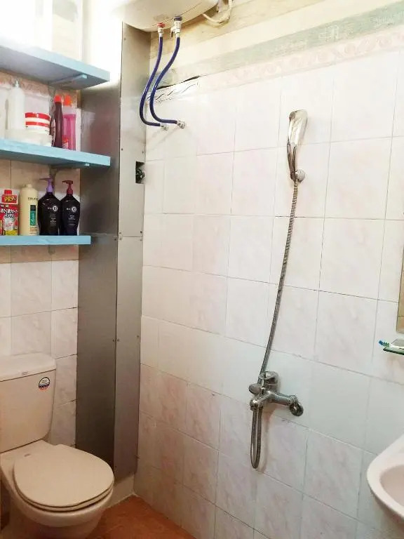 Private room, international area, near Airport
