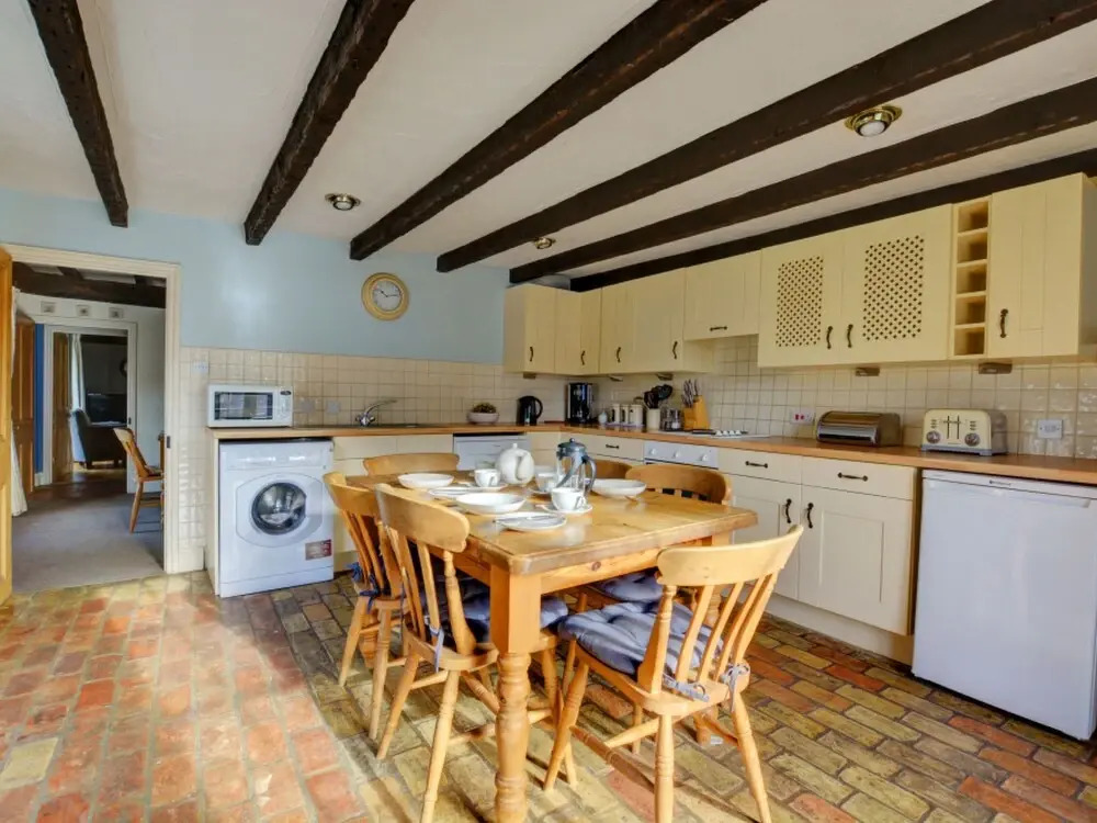 3 Bed in Thornham oc-983