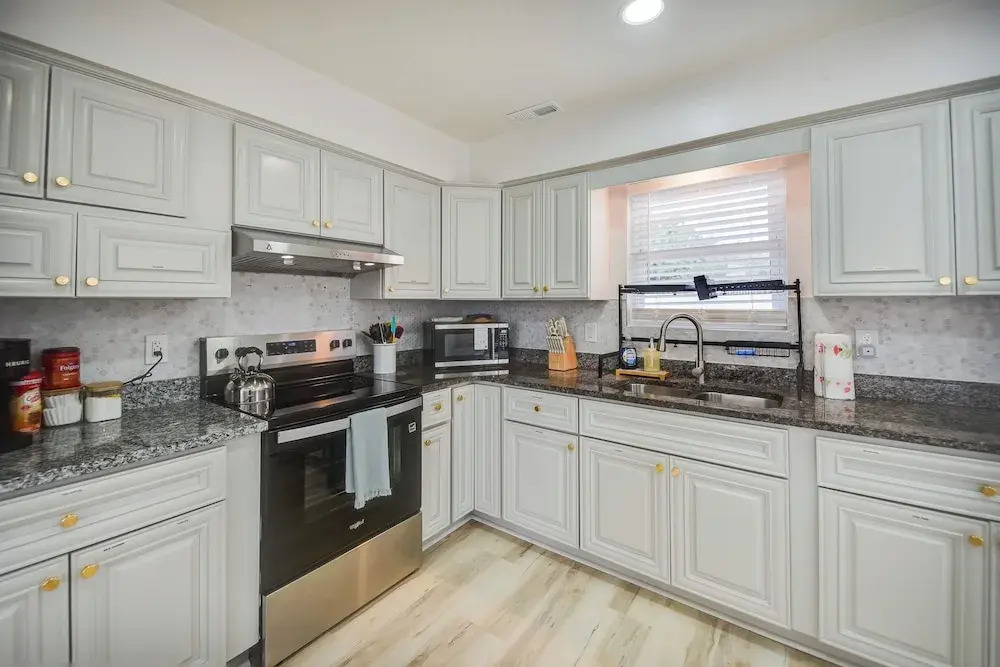 Easy Beach Access: Duplex 1/2 Mi to Chesapeake Bay