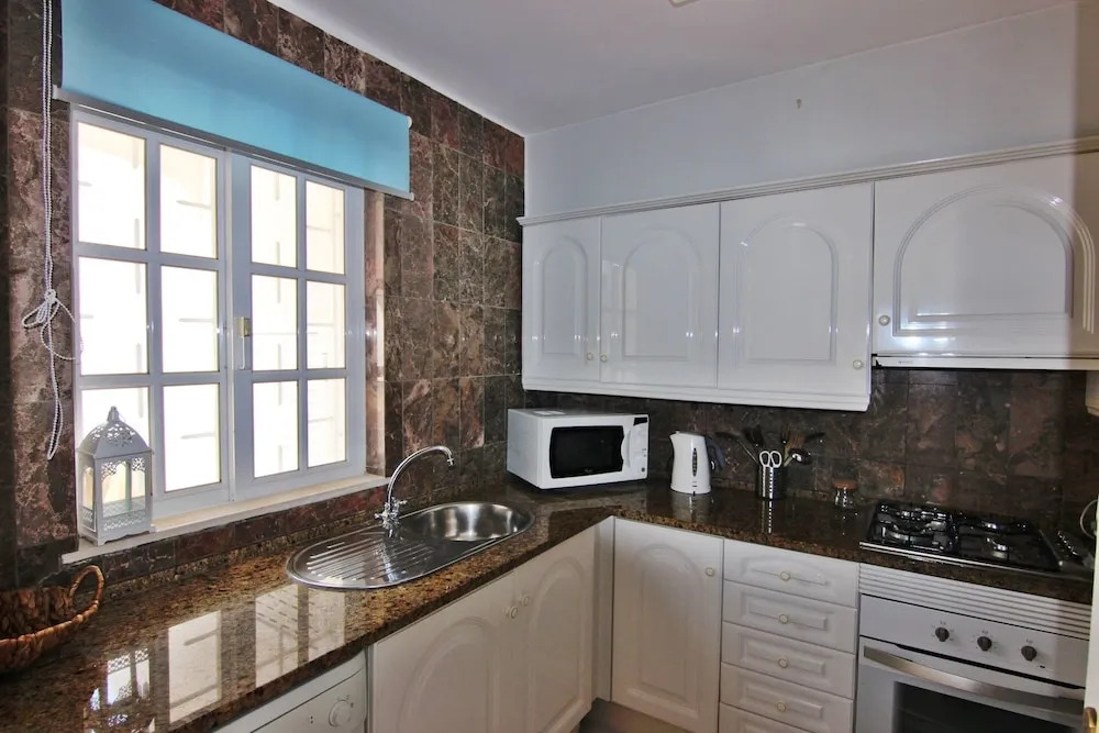 Delightful single-storey villa, private pool, free air conditioning and wifi