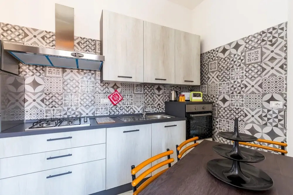 Emanuele III - 4 bedroom apartment