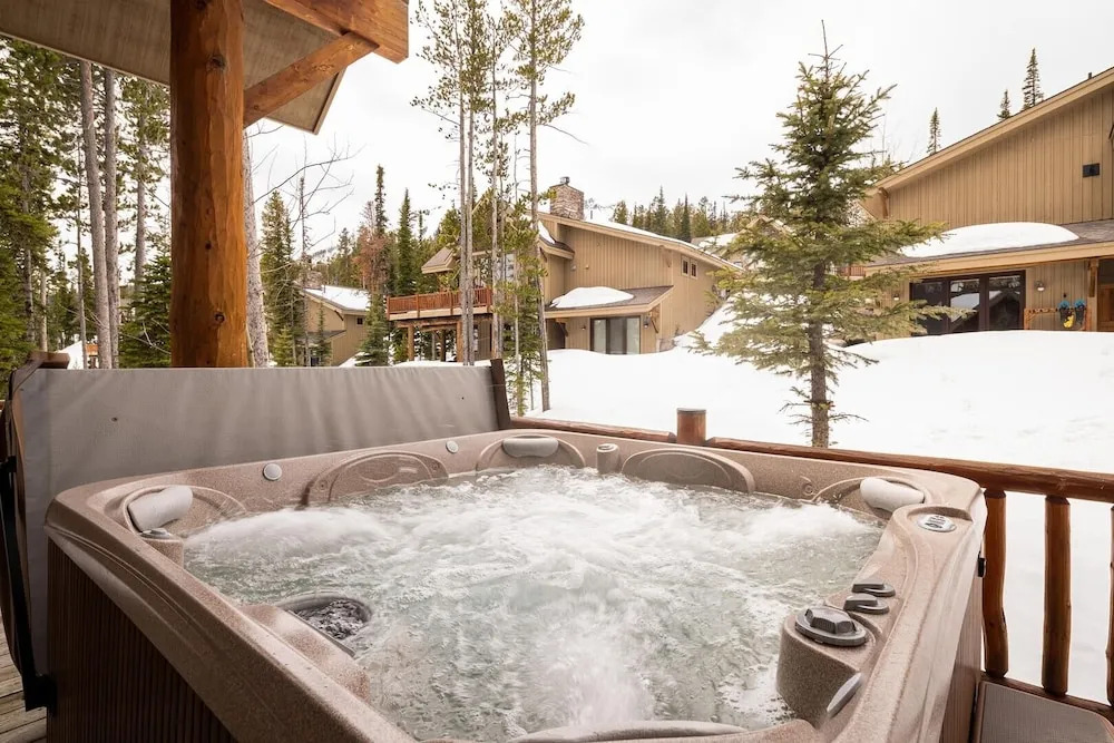 5 Hidden Trail 4 Bedroom Home by Moonlight Basin Lodging