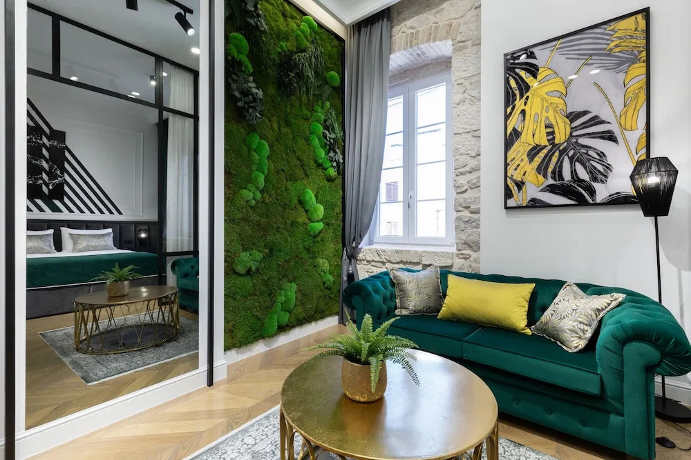DeZign Superior Apartments & Rooms
