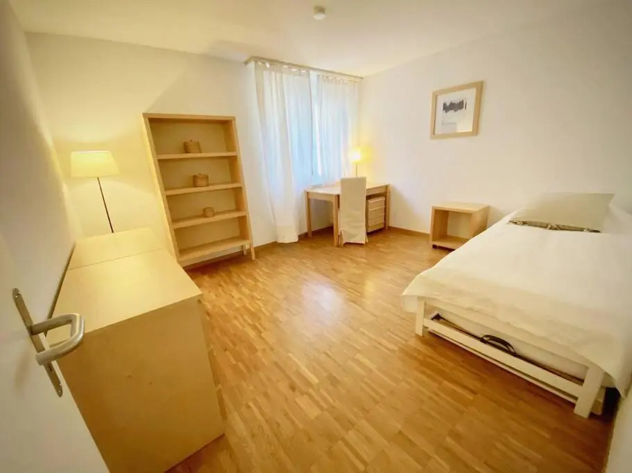 Your bright and spacious apartment by the lake