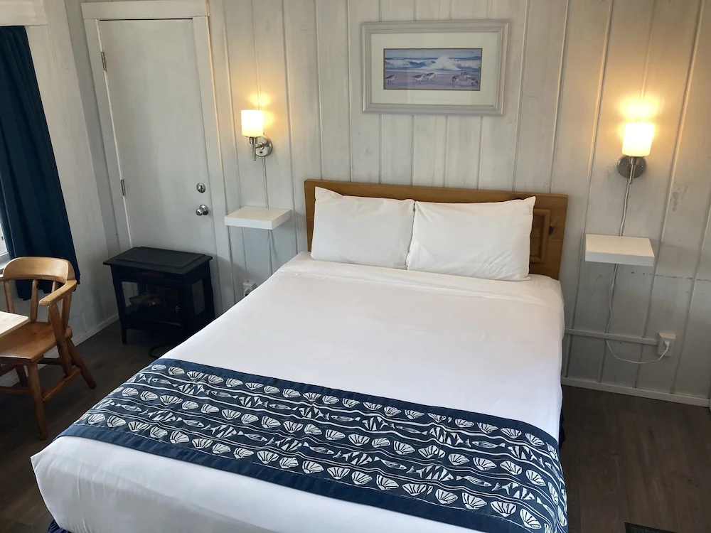 Tillicum Beach Motel - Formerly Deanes Oceanfront Lodge