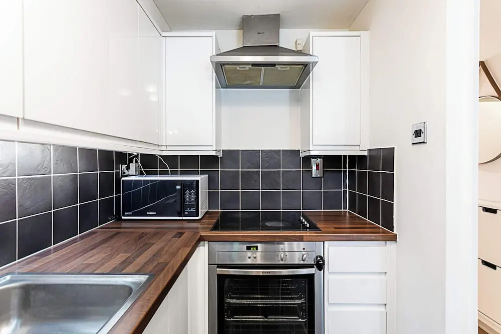 London Docklands Retreat