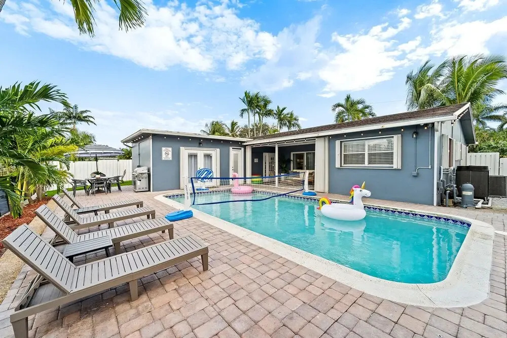 Peaceful 5BR -waterway Views & Private Heated Pool
