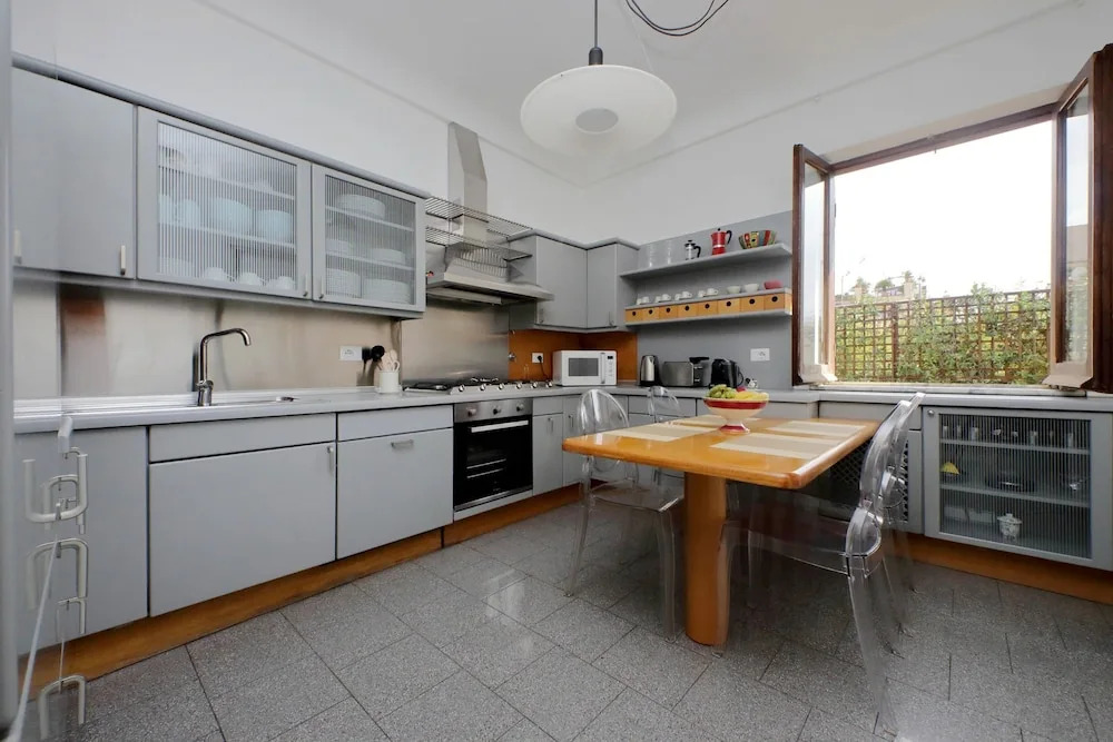 Treasurerome Spanish Steps Penthouse 4BR