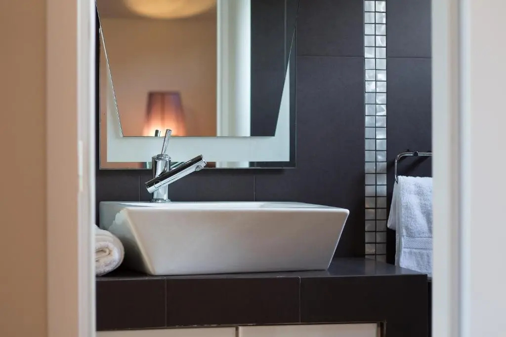 Airathens Suites