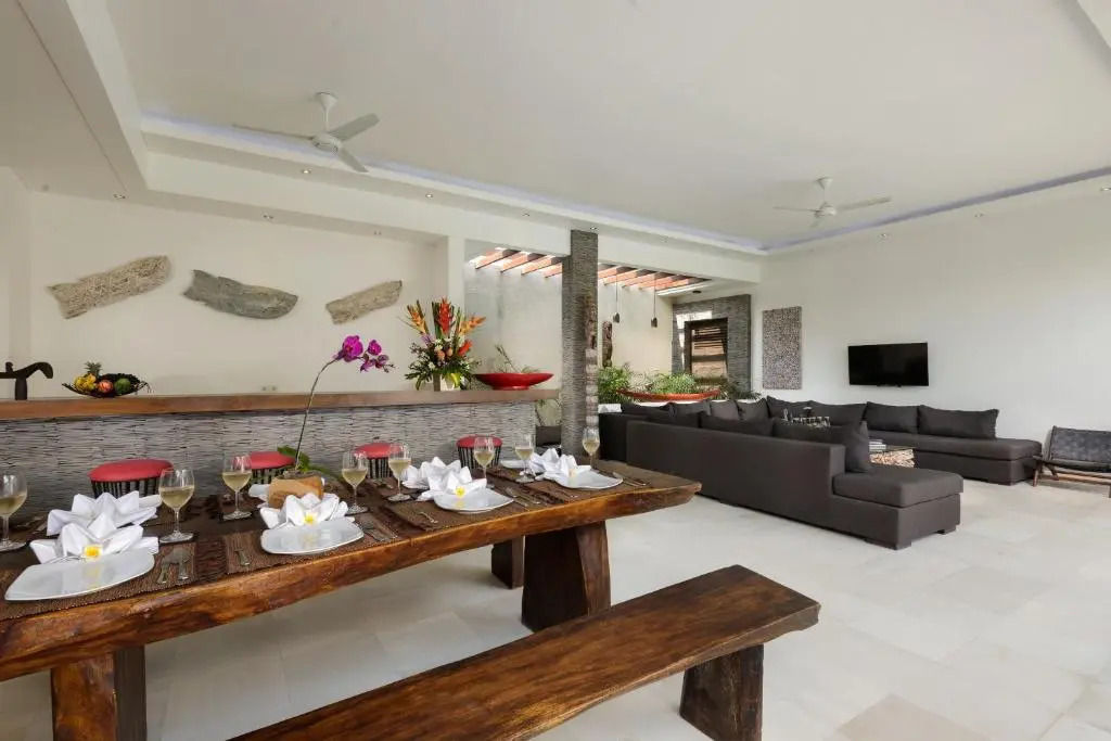 Gorgeous Tropical 3 Bed Pool Villa, 24hr Security