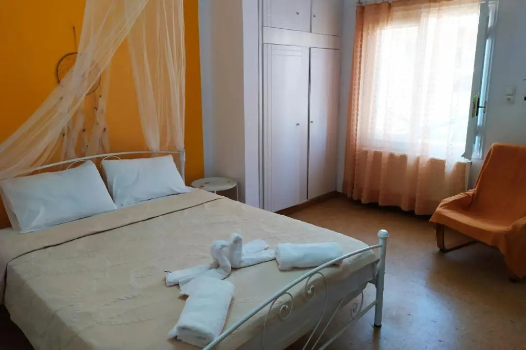 Sunday Apartment Chania 2A