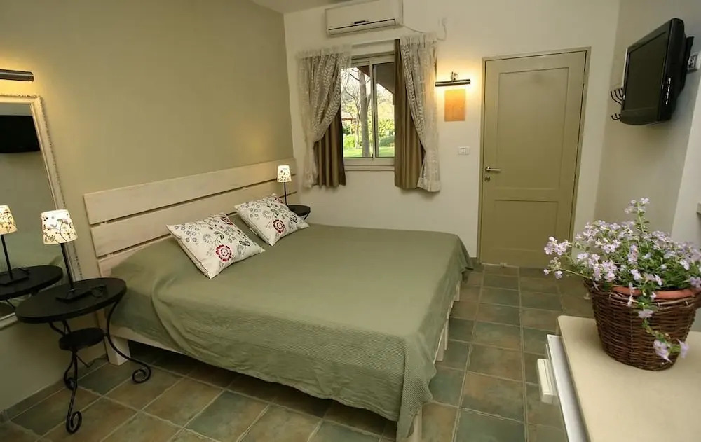 El Mul Golan Kibbutz Country Lodging