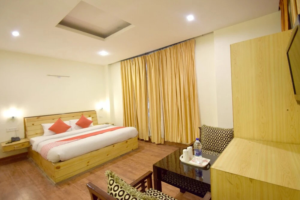 OYO 10636 Hotel The Himalayan Bliss
