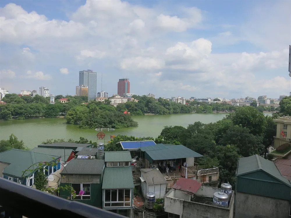 Hanoi Silver Moon Lakeview Hotel