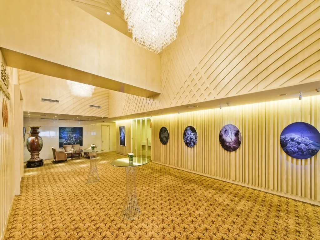 Holiday Inn Beijing Focus Square by IHG