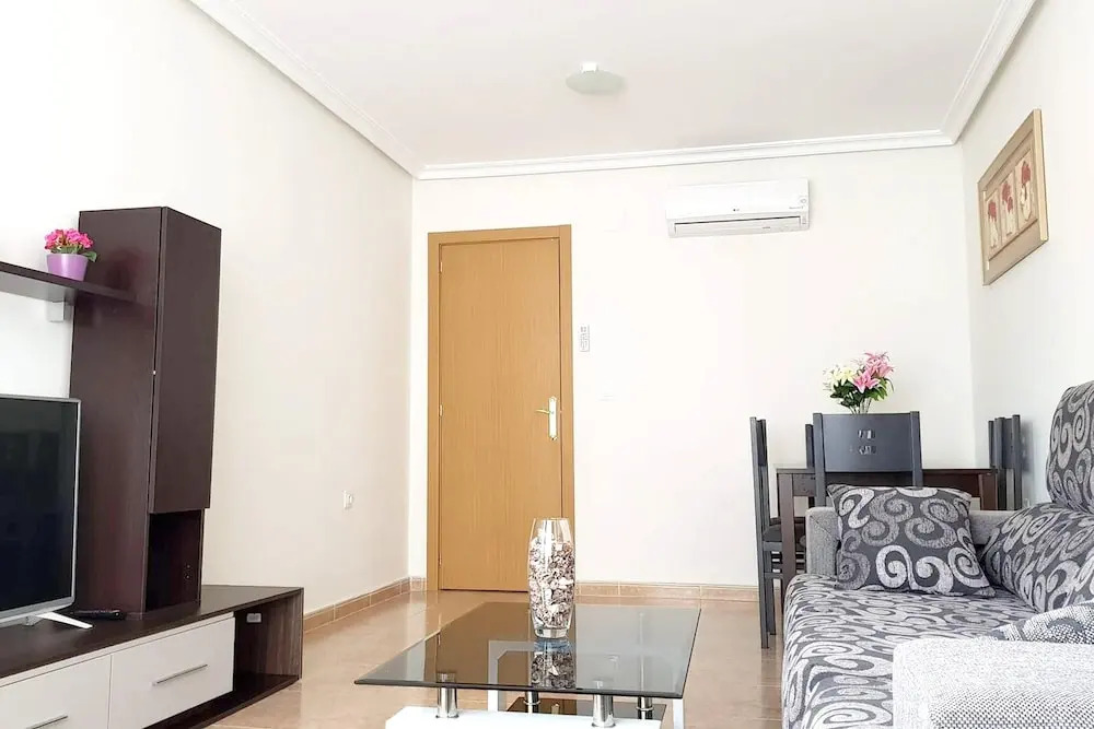 Apartment with 3 Bedrooms in Torrevieja, with Balcony And Wifi - 1 Km From the Beach
