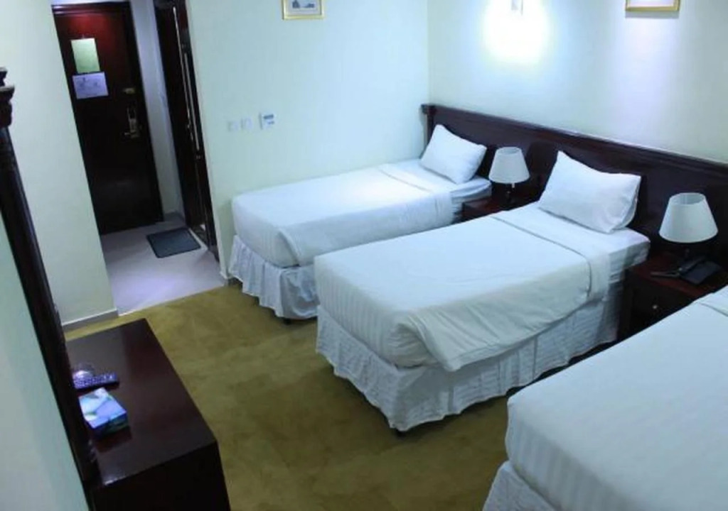 Al Olyan Golden Hotel