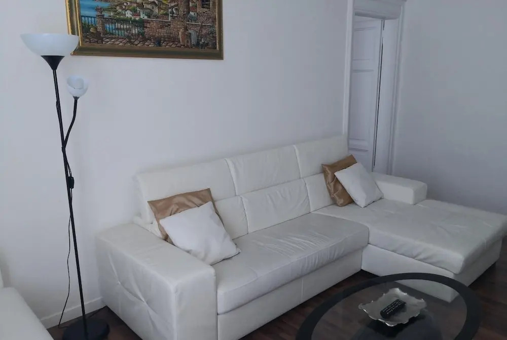 St. Peter's Luxury House