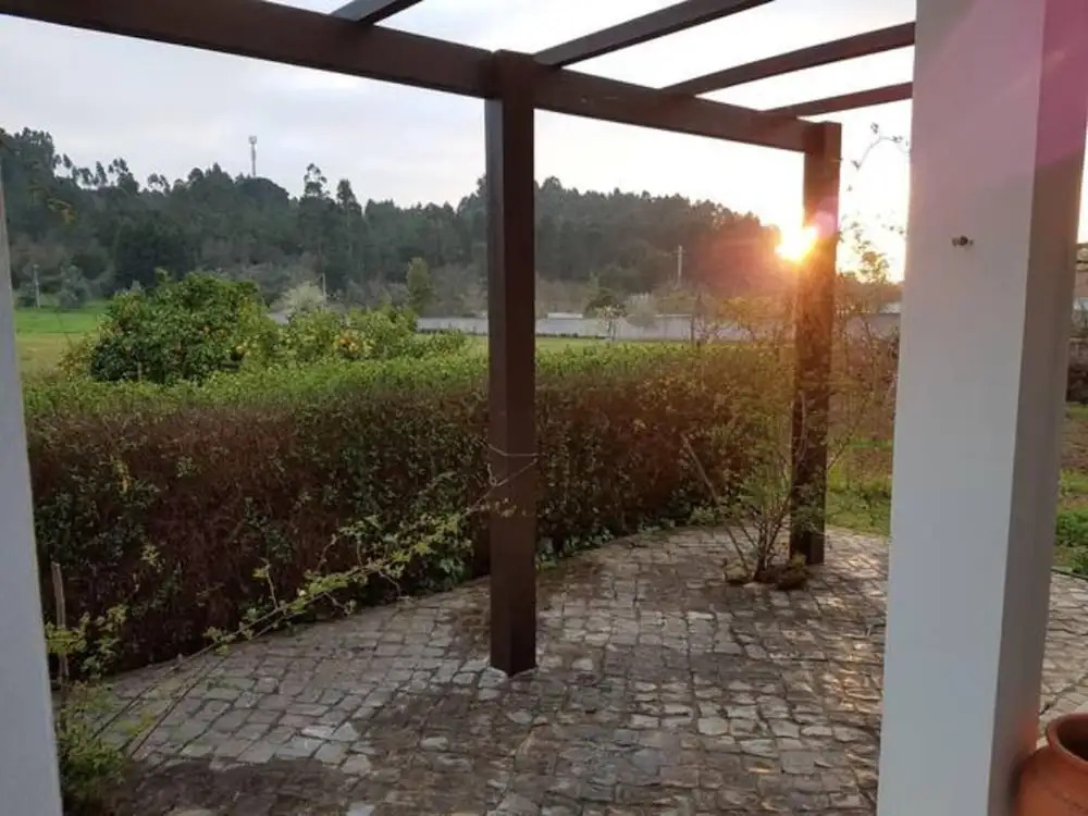 2-Bedrooms Sleeps 4 10 min drive to Coimbra