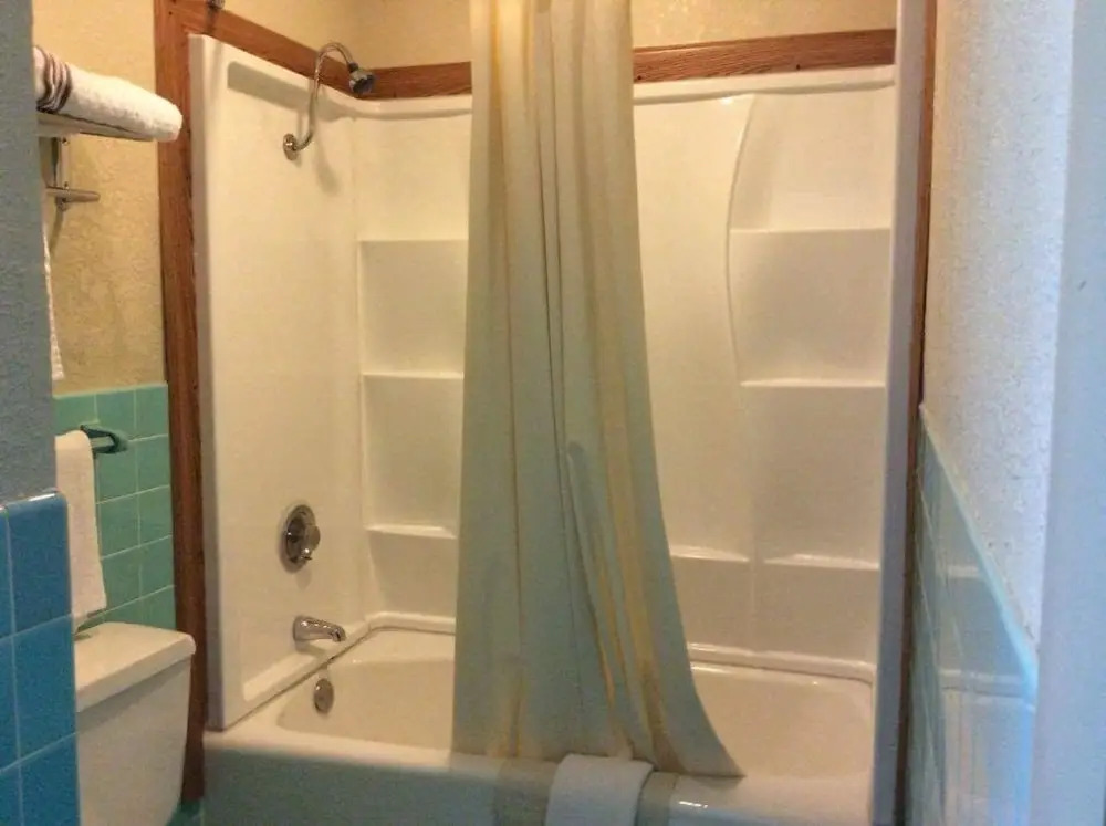 Americas Best Inn and Suites Emporia