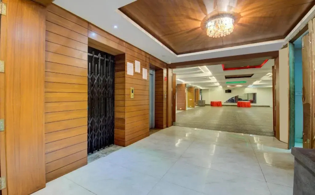 B&B Hotel by OYO Rooms