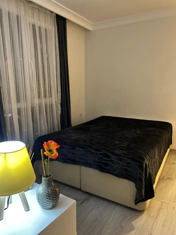 Entirely Apartment, Near Lake, Full kitchen,Wi Fi, AC