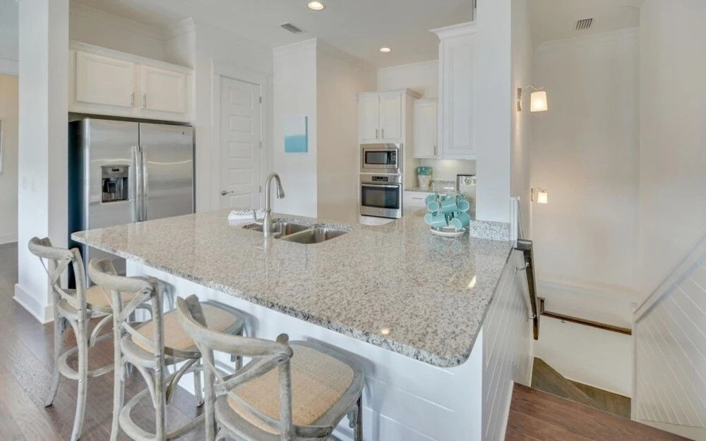 Pet Friendly - Prominence on 30A by Panhandle Getaways