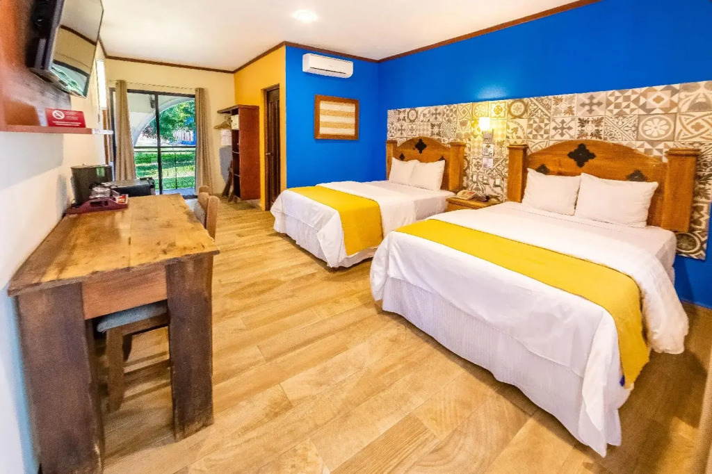 Hacienda Inn Aeropuerto
