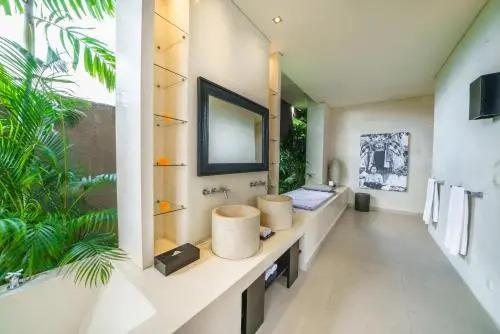 Luxury 3 Bedroom Villa Canggu