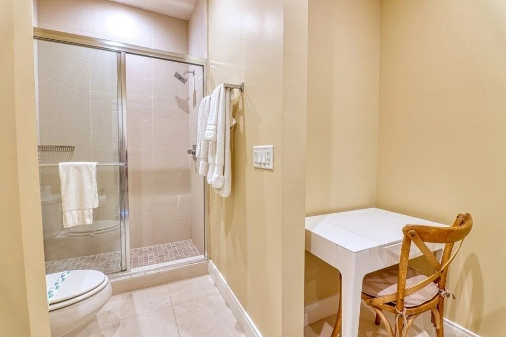 The Magic Townhouse 3 Bedroom Townhouse by Redawning