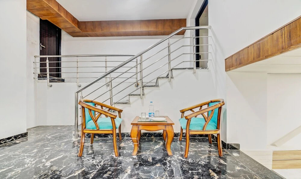 Hotel East Stay IGI Airport Delhi