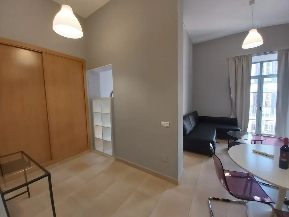 Del Parque Flats Central