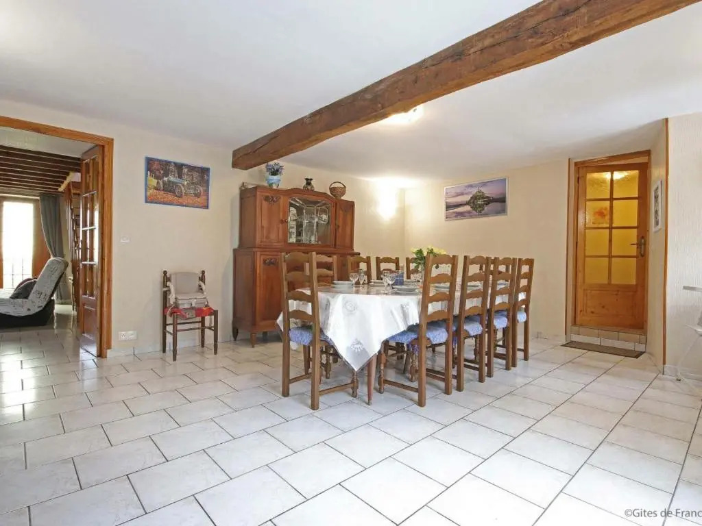 Maison de campagne spacieuse avec grand jardin, animaux acceptés - FR-1-497-99