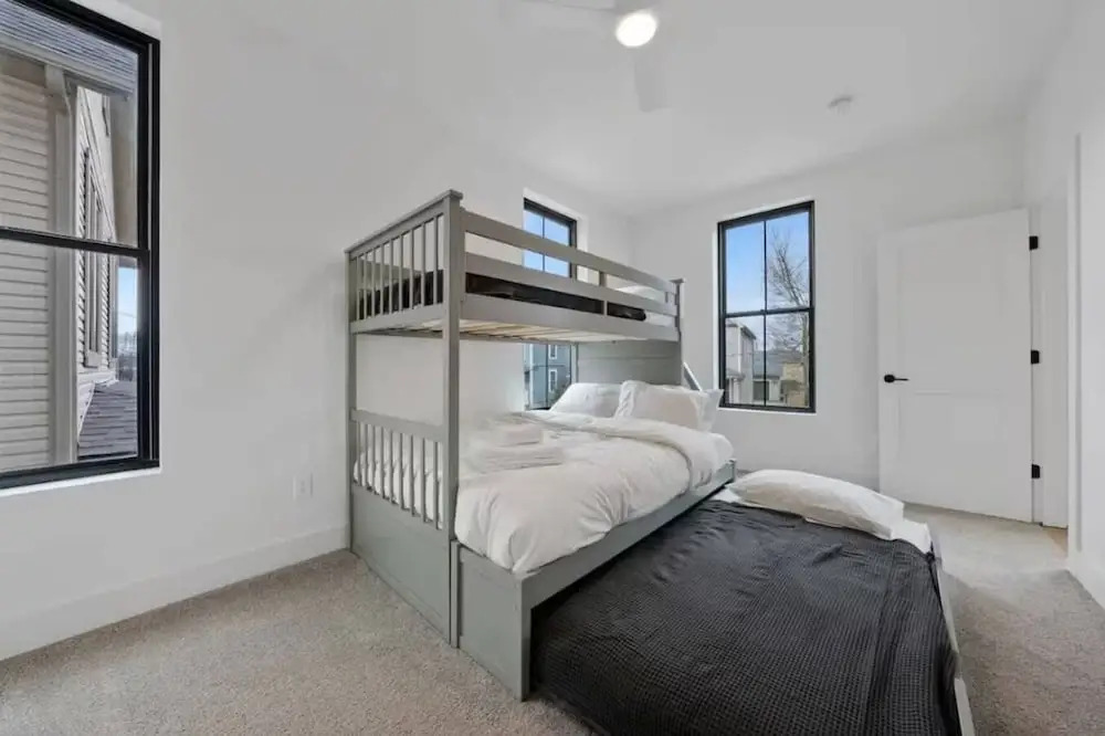 Jungle House Premier Residences – Downtown Columbus & Short North