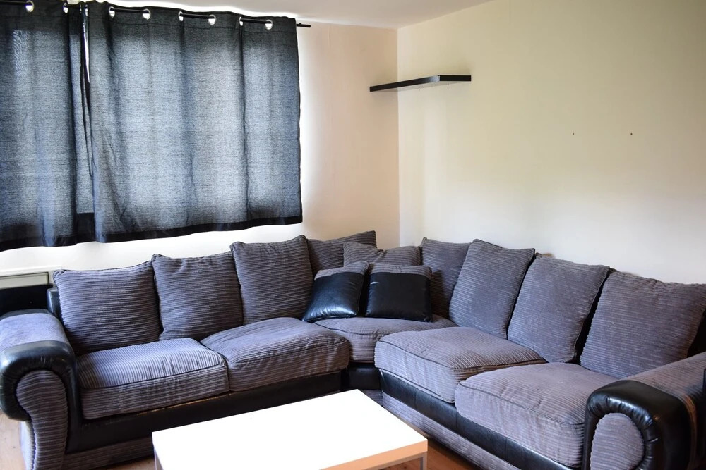 Greenwich 2 Bedroom Apartment