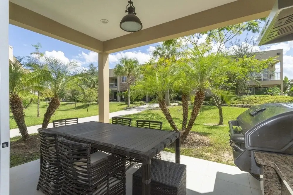 Gorgeous 4Bd Close to Disney @ Magic Village 7646