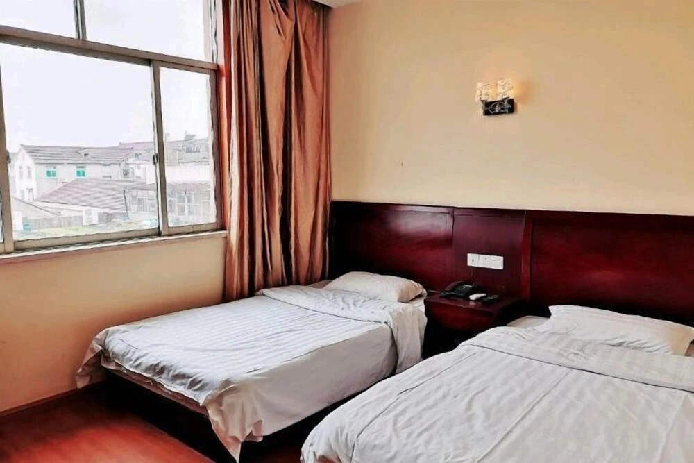 Minghuang Hotel