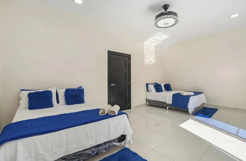 Luxurious Bright and Stylish, 7 Bedroom Villa