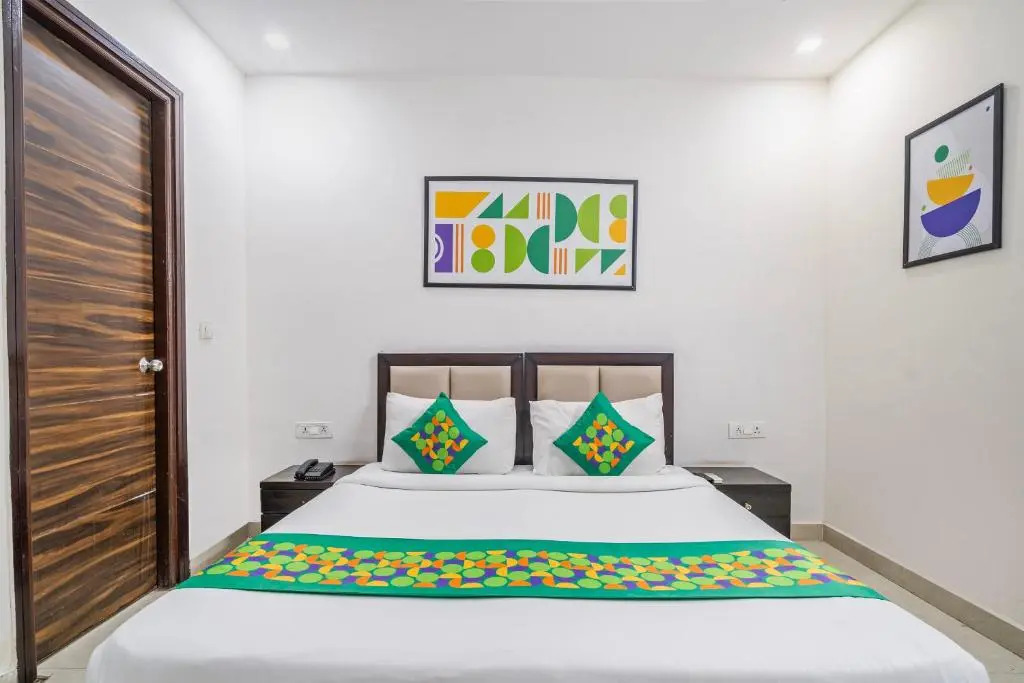 Treebo Modern Stays