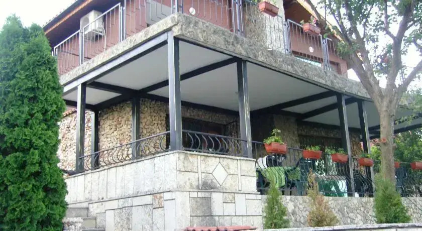 Rumyana House