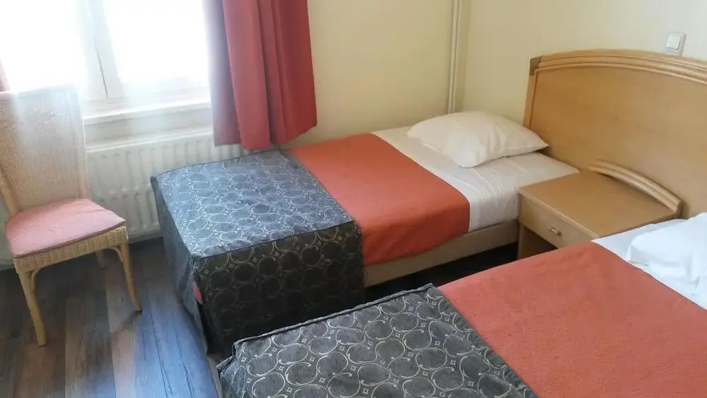 Ares City Center Hotel